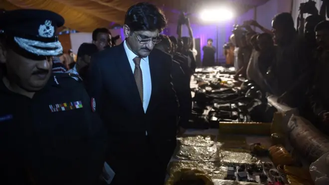 ’ پولیس کسی فرقے کے پیچھے نہیں دہشت گرد کے پیچھے گئی ہے‘