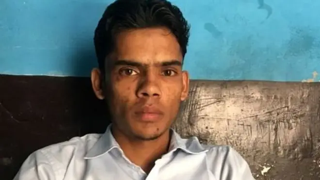 जुनैद के भाई शाकिर. पिछले साल हुए हादसे के बाद शाकिर ने बीबीसी को बताया था कि भीड़ ने पहले उन पर ही हमला किया था.