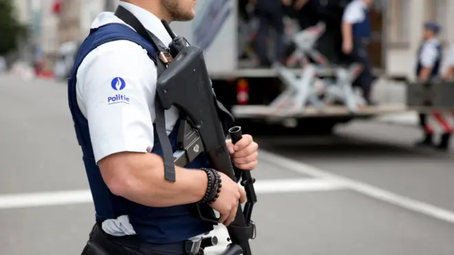 Belçika polisi