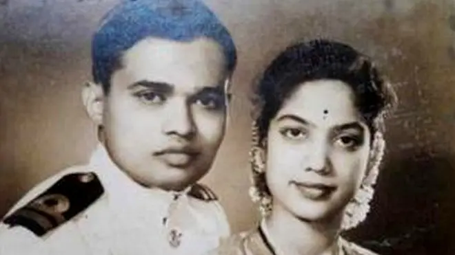 કૅપ્ટન એમએનઆર સાવંત ( મહાવીર ચક્ર) પત્ની સાથે