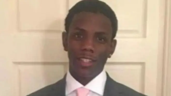 Donovan Allen, 18, die from single stab wound to di chest, one post-mortem examination show.