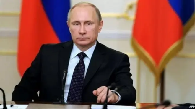 Vladimir Putin avuga ko ibihugu vy'Uburengero biriko "bikora ibikorwa bibi" ku Burusiya mbere bikaba vyabufatiye "ibihano vy'akarenganyo".