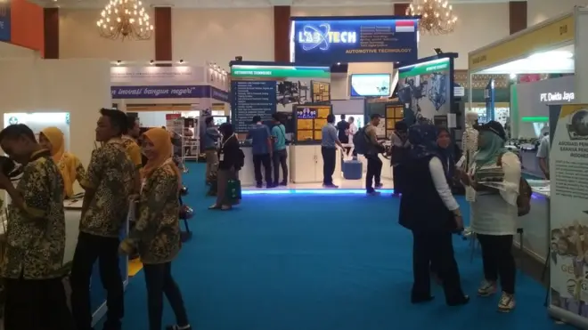Lebih dari 100 perusahaan dari seluruh dunia memamerkan beragam produk dan jasa dalam pameran GESS Indonesia di Jakarta Convention Center, 27-29 September lalu. Beberapa di antaranya ialah perusahaan perintis.