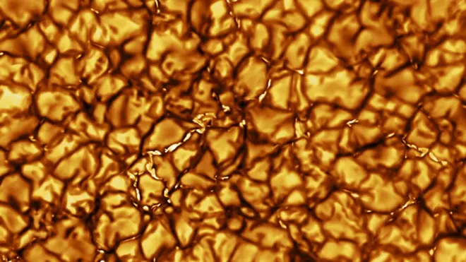 Abahanga ubu barabona ku zuba ku mashusho ava ku ntera ya 30Km