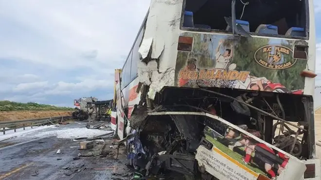 В автобусі перебували 40 українців