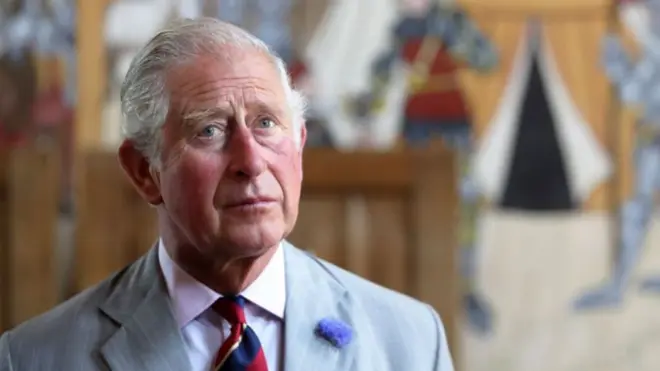 認識他的人說，在內心深處，查爾斯是一個相當害羞且拘謹的人。