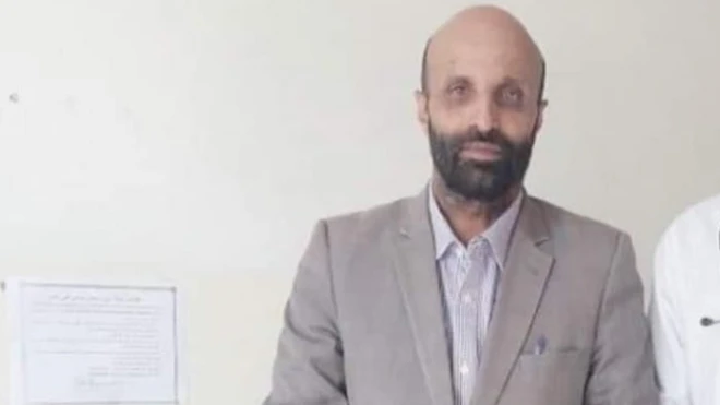 ډاکټر یوسف اریوبي د کابل (صحت طفل) روغتون کې دنده ترسره کوله