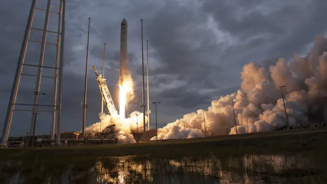 Старт ракеты-носителя Антарес со спутником Asgardia-1