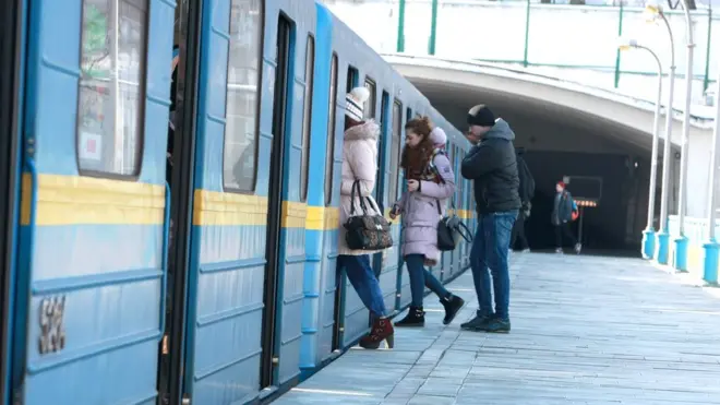 "Зачепер" хотів проїхатися між станціями "Лівобережна" і "Дарниця"