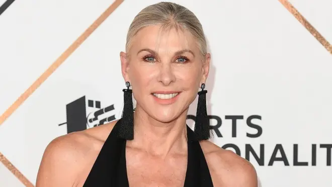 شارون ديفيز