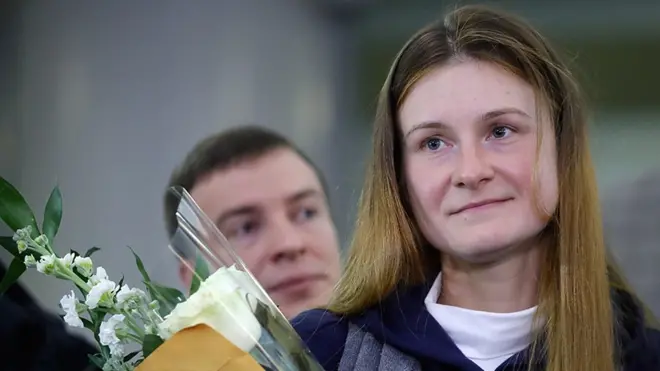 Мария Бутина в аэропорту в Москве