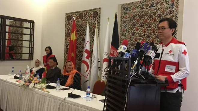 په چین کې د سرې میاشتې مشر سون شان پنګ وايي تېر کال یې هم د ۲۱ افغان ماشومانو درملنه کړې وه.