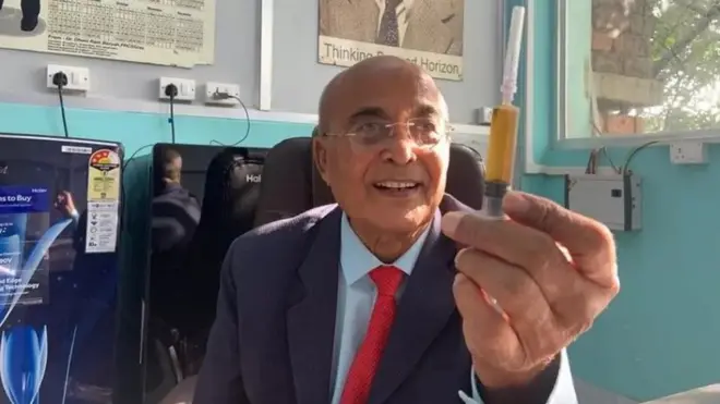 ڈاکٹر بروا نئی نئی ادویات ایجاد کرنے کا دعوی کرتے ہیں