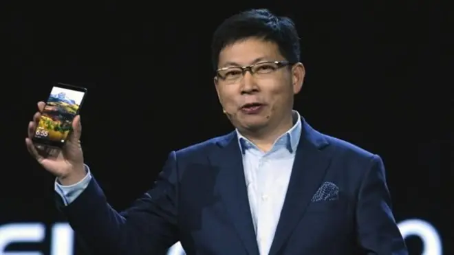 華為在CES展會上推出Mate 9平板手機