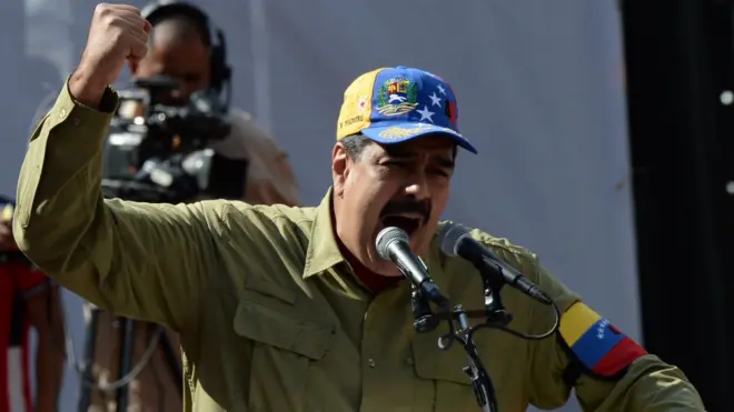 Nicolás Maduro ya superó duras protestas en su contra en 2014 y 2017, pero ahora la situación es diferente.