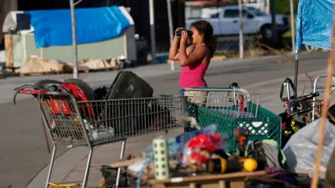 Ameerikaatti daa'imman ganna 10-11 fi 16-17 hundaa caala Ameerikaatti kanneen mana hin qabnedha