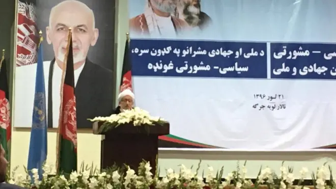 صبغت الله مجددي دا هم وویل، چې ډېر بوډا شوی او ښايي دا یې د مخه ښې چانس وي.