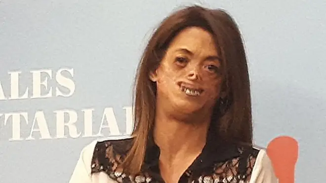 Fide no tiene tiempo para los que se han quedado en la superficie y no han conocido a la mujer en la que se ha convertido ahora.