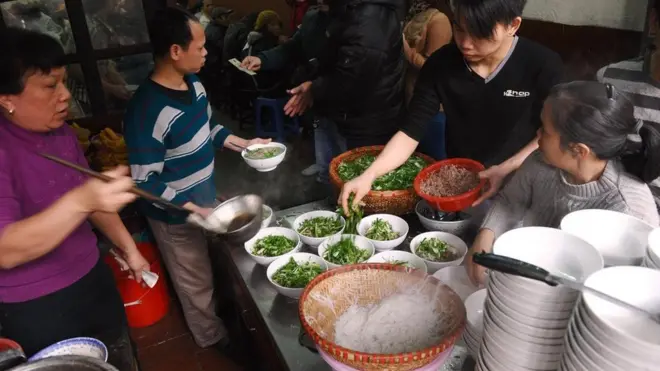 越南北方和南方製作河粉的方法不同