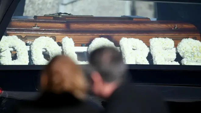 Похорон Долорес О'Ріордан, 23 січня 2018