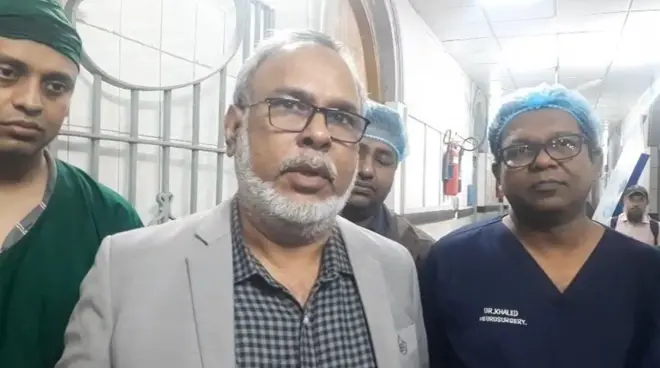 ঢাকা মেডিকেল কলেজ হাসপাতালের নিউরোসার্জারি বিভাগের প্রধান ডা. জাহিদ রায়হান