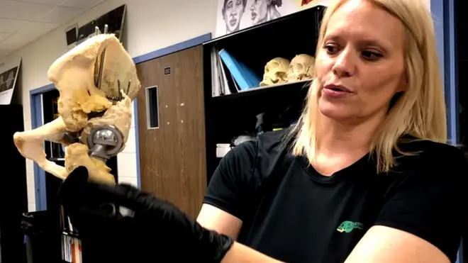 'लाशों के खेत' के लिए हंगामा है क्यों बरपा