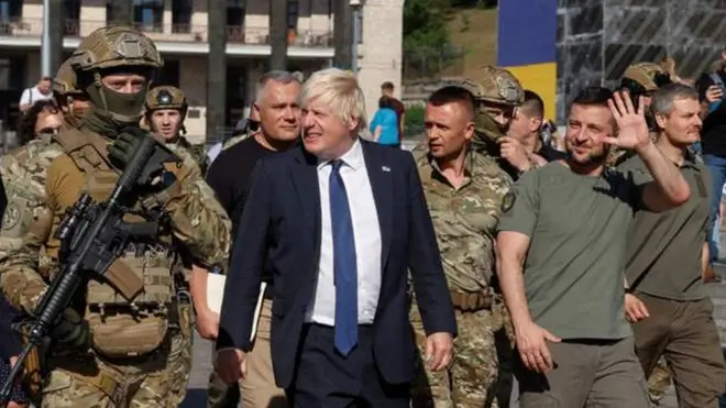 Thủ tướng Anh Boris Johnson thăm Tổng thống Zelensky tại thủ đô Kyiv vào Ngày Độc lập của Ukraine.