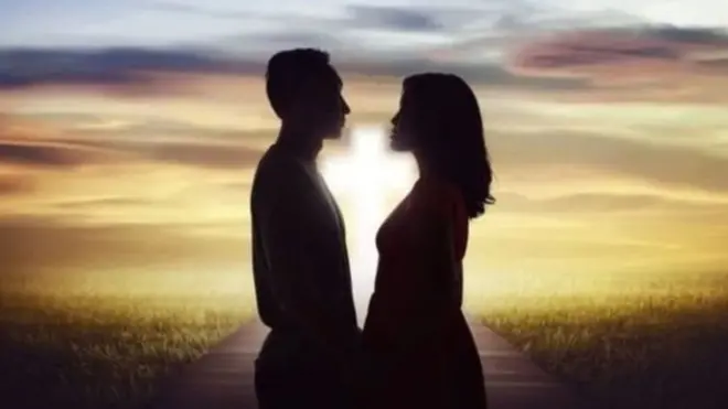 انگلینڈ کے سرکای اعدادو شمار کے مطابق 2017 میں انگلینڈ اور ویلز میں ایک لاکھ دو ہزار سے زیادہ طلاقیں ہبوئی