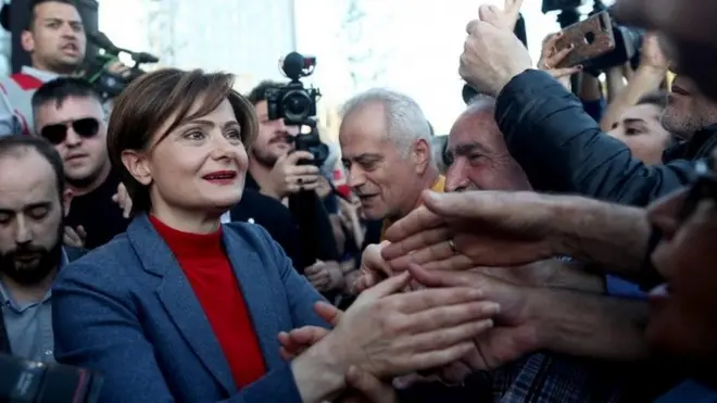 İstanbul İl Başkanı Canan Kaftancıoğlu'na Yargıtay 3. Dairesi'nin üç ayrı suçunu onaması dolayısıyla siyasi yasak getirildi. Kaftancıoğlu hakkındaki siyasi yasak kararı ne anlama geliyor, CHP nasıl bir strateji izleyecek?