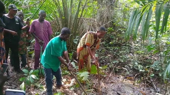 Awon afurasi ajinigbe naa n hu oku ti won sin