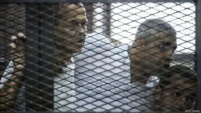 خرج محمد فهمي وباهر محمد بعد أن أمضيا نحو عامين في السجن