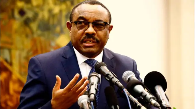 Ethiopian Broadcasting Corporation TV na im break di tori on Thursday around 11:30 GMT inside Addis Ababa