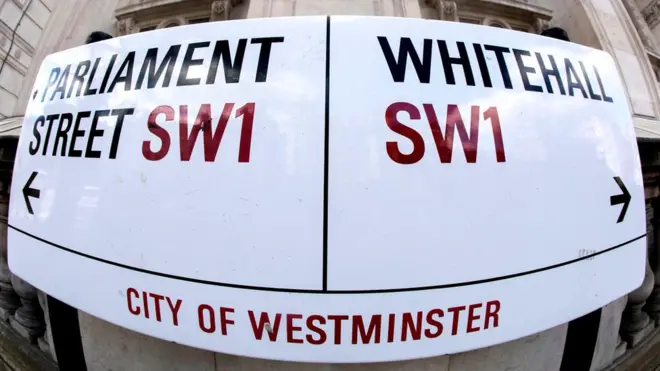 Правительство уже не знает, сколько времени займет обсуждение в парламенте, но рассчитывает успеть ввести статью 50 в действие до конца марта