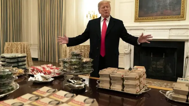 No está claro cuánto le costó la orden al mandatario.