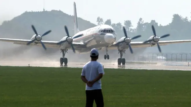 الطائرة من طراز اليوشين 18