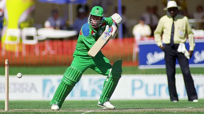 1992નો ક્રિકેટ વર્લ્ડ કપએ ક્રિકેટના ઇતિહાસમાં પ્રયોગો માટે જાણીતો છે