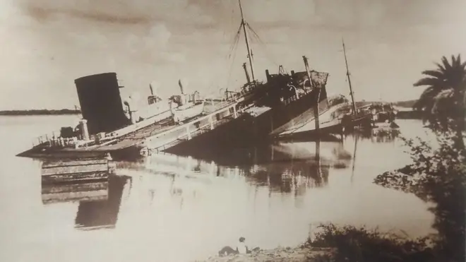 डूबता जहाज़