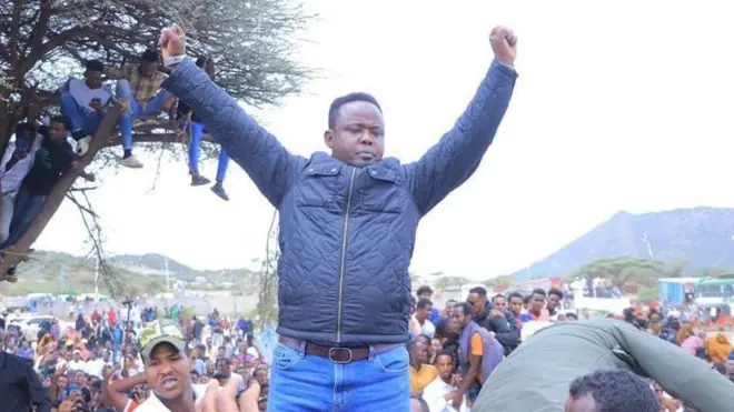 Xildhibaan Abiib oo ka qeybgalaya isu-soo-bax lagu soo dhaweynayo gudaha Boorama