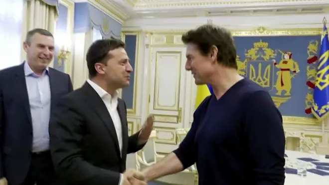 Президент Украины Владимир Зеленский встретился в своем киевском офисе с актером Томом Крузом