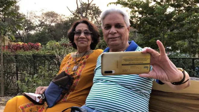 आसावरी कुलकर्णी आणि अनिल यार्दी