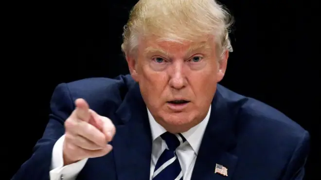 ڈونلڈ ٹرمپ کا کہنا ہے کہ تجارت اور دیگر معاملات میں چین کی جانب سے رعایت کے بغیر اس پالیسی کو برقرار رکھنے کی انھیں کوئی وجہ نہیں نظر آتی۔