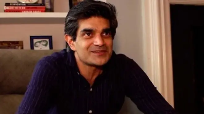 قصة الرجل الذي أوى عشرات المتظاهرين في منزله