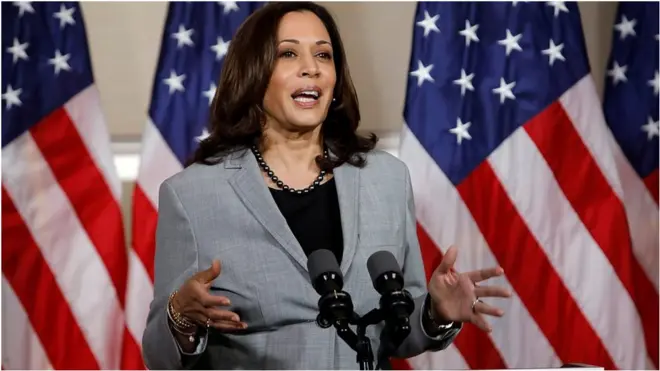 美國民主黨參議員卡瑪拉·哈里斯（Kamala Harris，又譯賀錦麗）