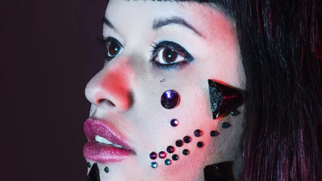 Amandititita es una artista mexicana afincada en Los Ángeles.