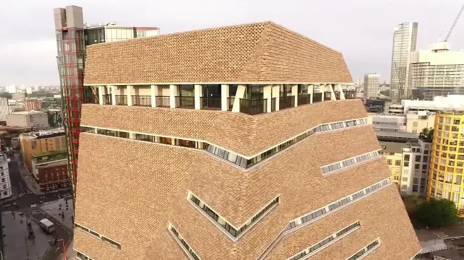 En esta nueva serie, los periodistas de la BBC te ayudan a practicar inglés con los titulares de las noticias de la semana. Mira el video y aprende nuevo vocabulario.