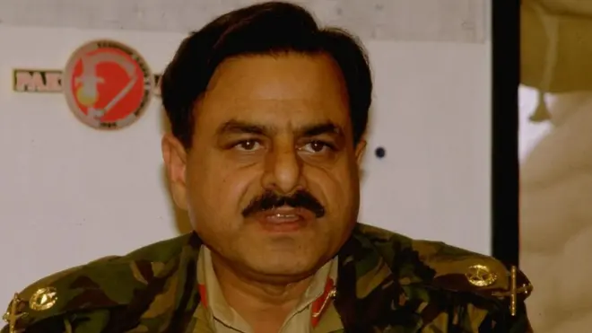 جنرل ر حمید گل