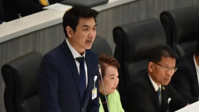 ปิยบุตร แสงกนกกุล