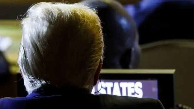 دونالد ترامپ از مکالمه خود با رئیس جمهوری اوکراین دفاع کرد