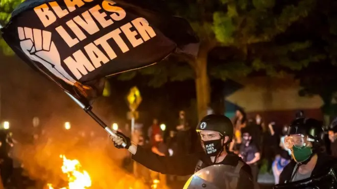 протесты в портленде