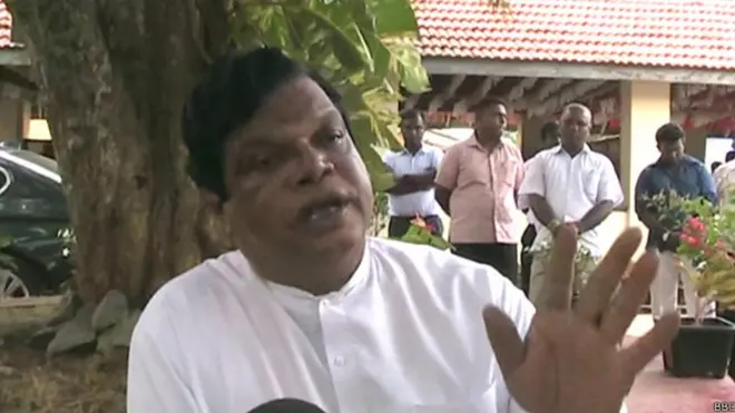 මන්ත්‍රී බන්දුල ගුණවර්ධන